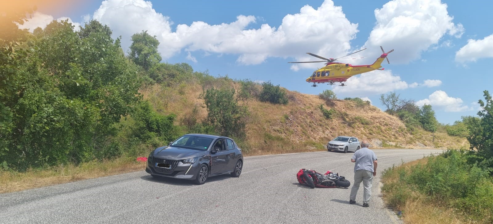 Ennesimo incidente stradale con motocicletta coinvolta